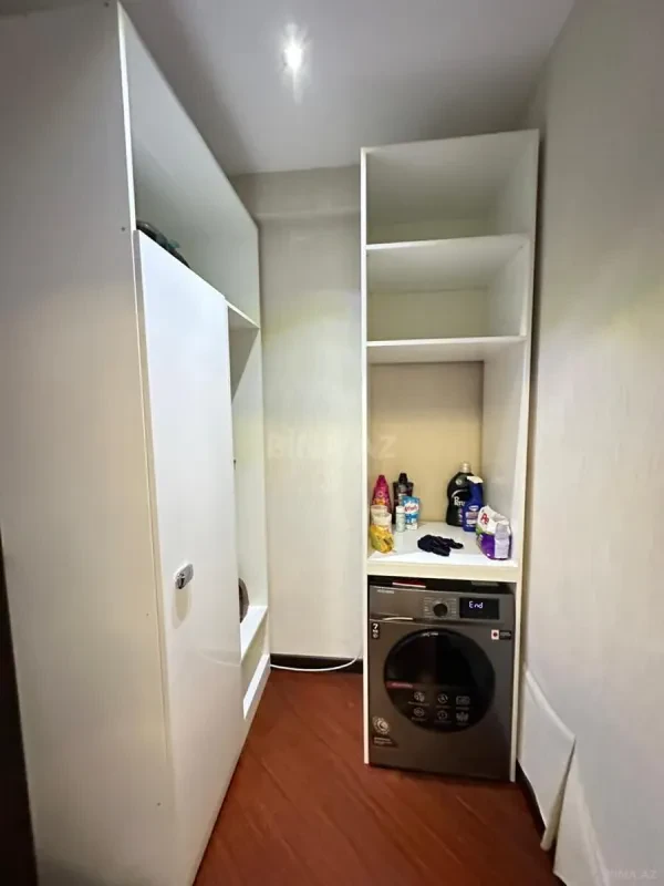 Kirayə verilir 3 otaqlı mənzil 130 m²