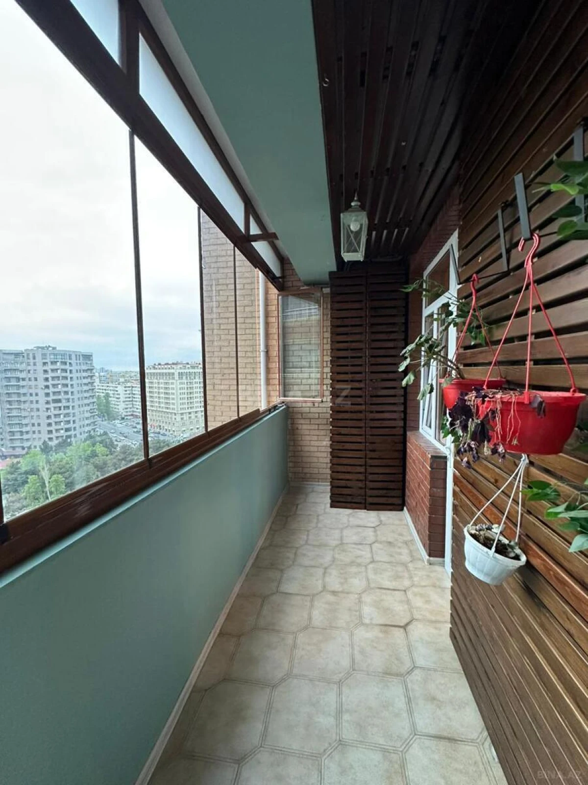 Kirayə verilir 3 otaqlı mənzil 130 m²