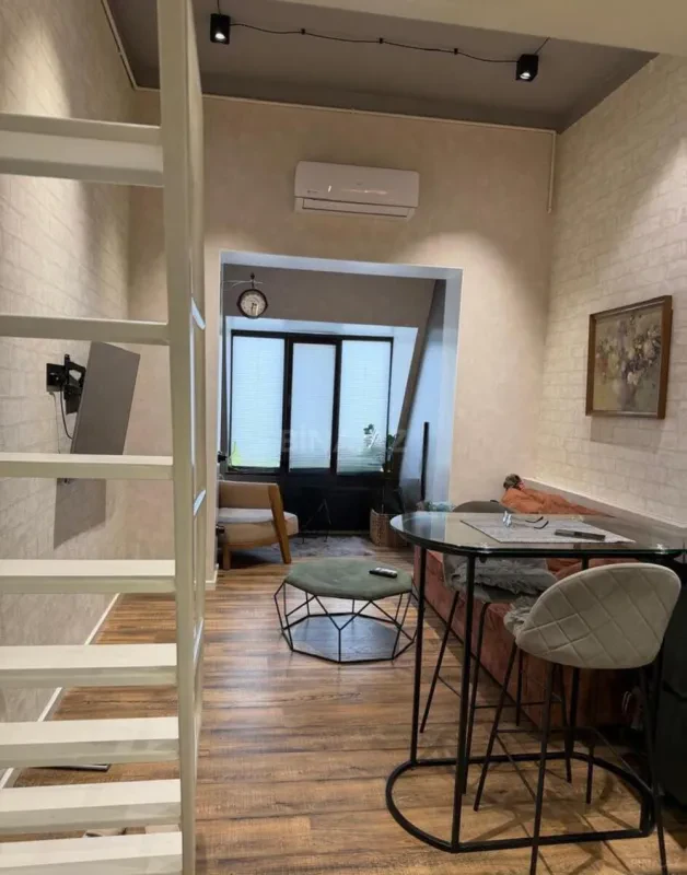 Satılır 2 otaqlı mənzil 40 m²