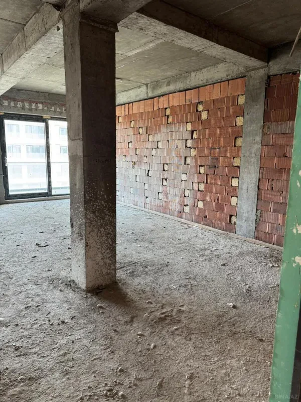 Satılır 2 otaqlı mənzil 91.9 m²