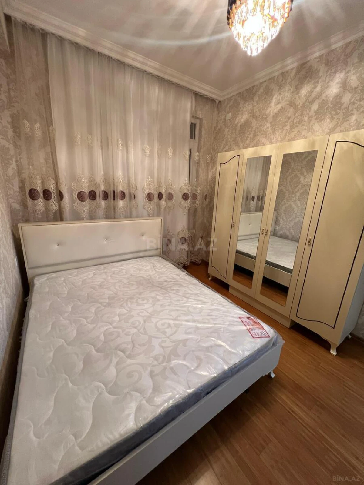Kirayə verilir 2 otaqlı mənzil 55 m²