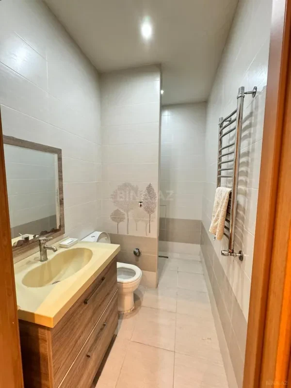 Kirayə verilir 3 otaqlı mənzil 125 m²