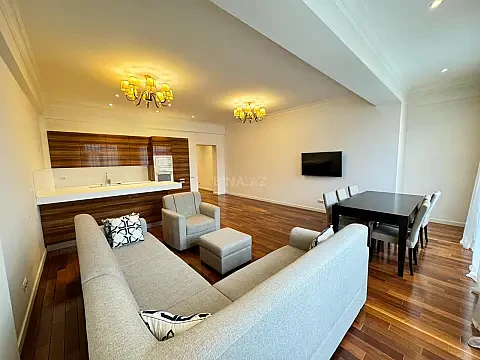 Kirayə verilir 3 otaqlı mənzil 125 m²