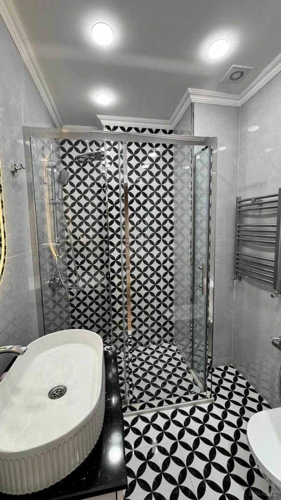Satılır 2 otaqlı mənzil 55 m²