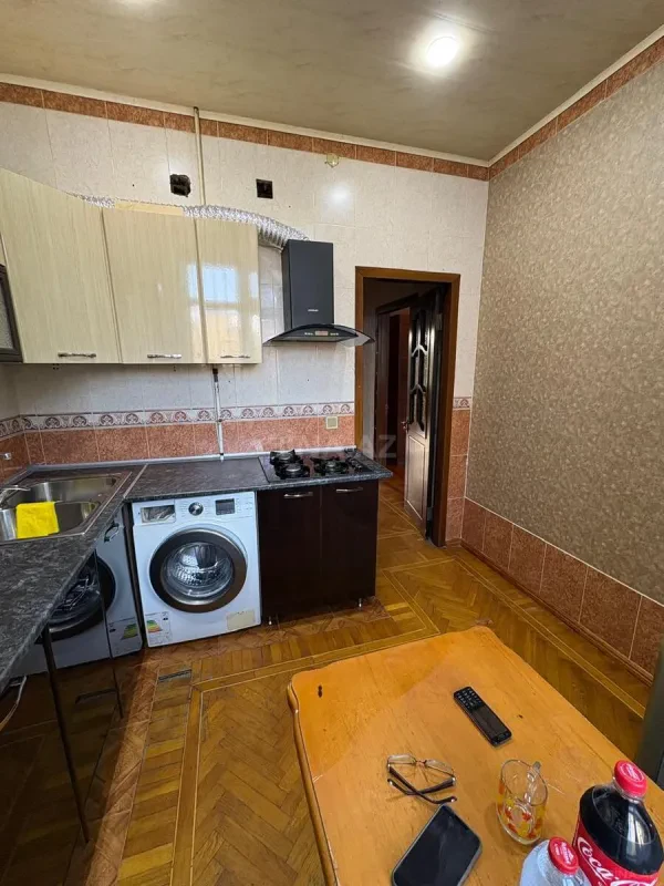 Kirayə verilir 3 otaqlı mənzil 85 m²