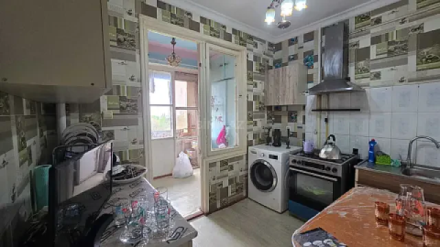 Satılır 2 otaqlı mənzil 60 m²