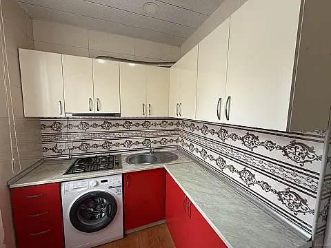 Kirayə verilir 2 otaqlı mənzil 55 m²