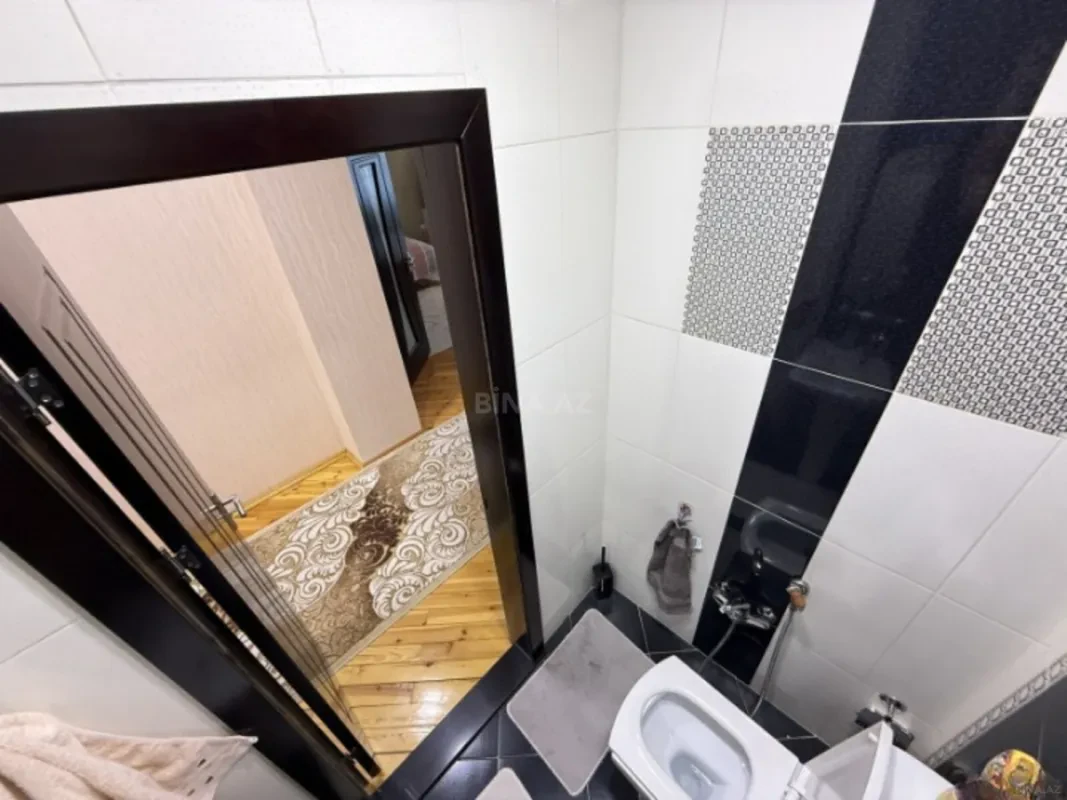 Satılır 2 otaqlı mənzil 92 m²