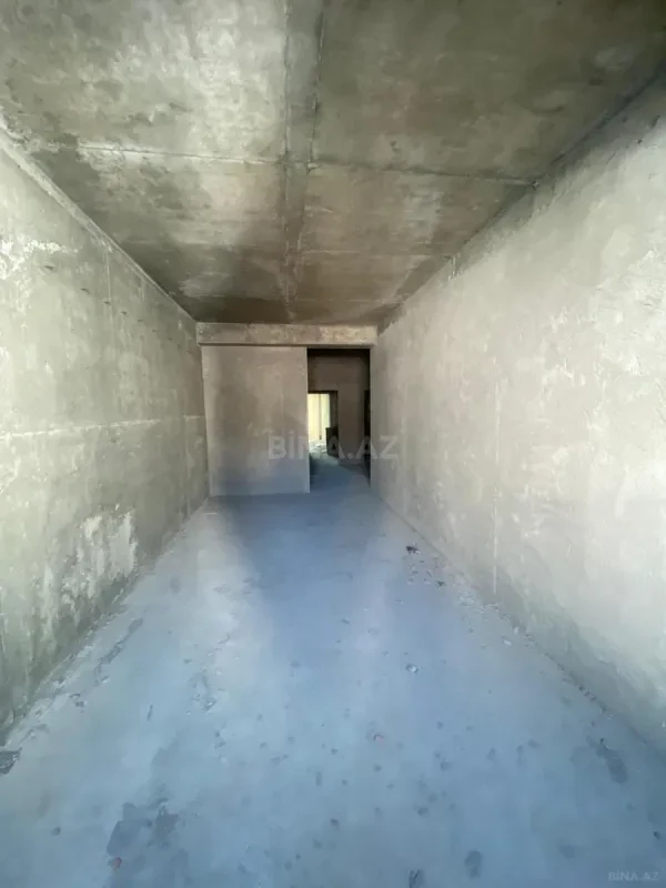 Satılır 4 otaqlı mənzil 170 m²