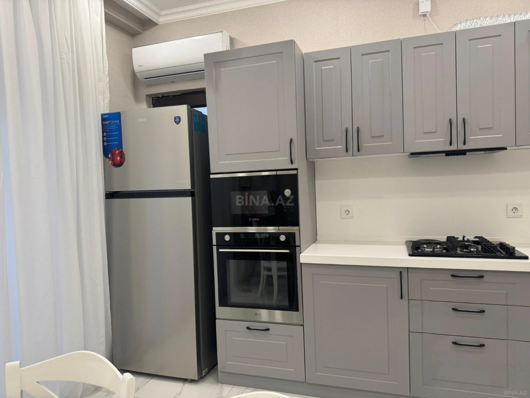 Kirayə verilir 2 otaqlı mənzil 85 m²