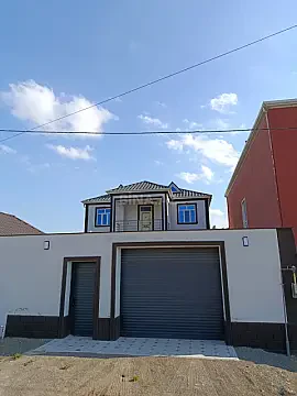 Satılır 6 otaqlı həyət evi 200 m² — Bakı 6 otaq 200.00 m²