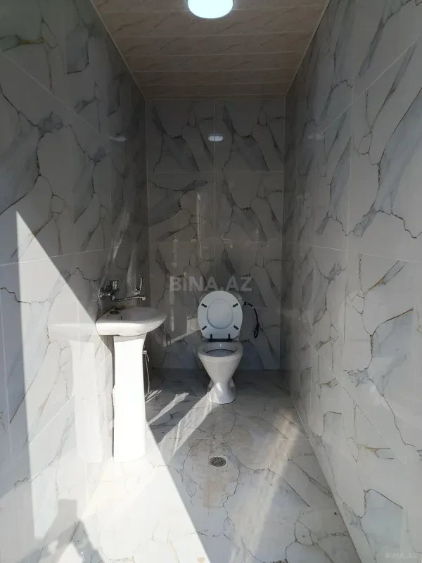 Satılır 6 otaqlı həyət evi 200 m²