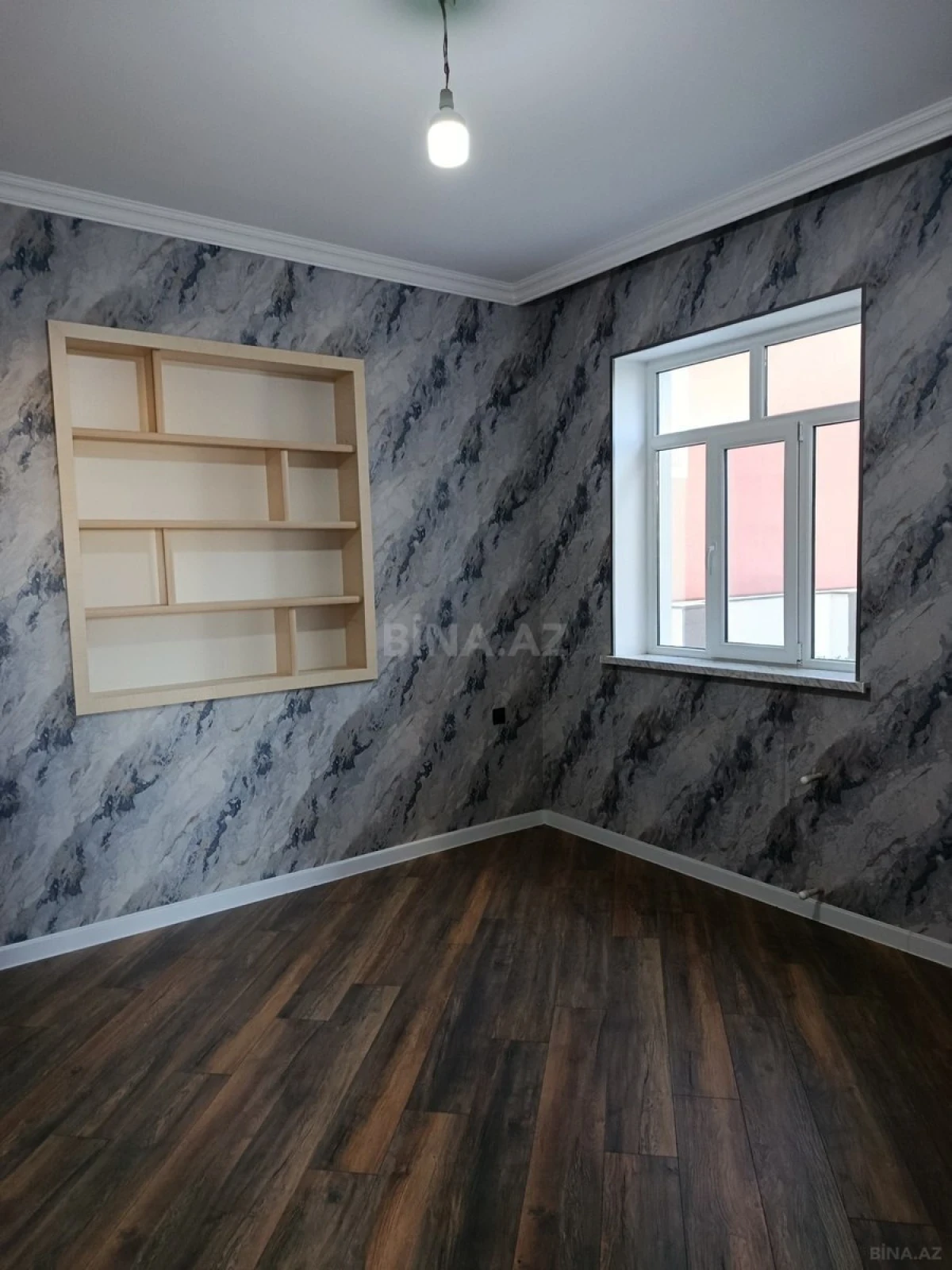 Satılır 6 otaqlı həyət evi 200 m²