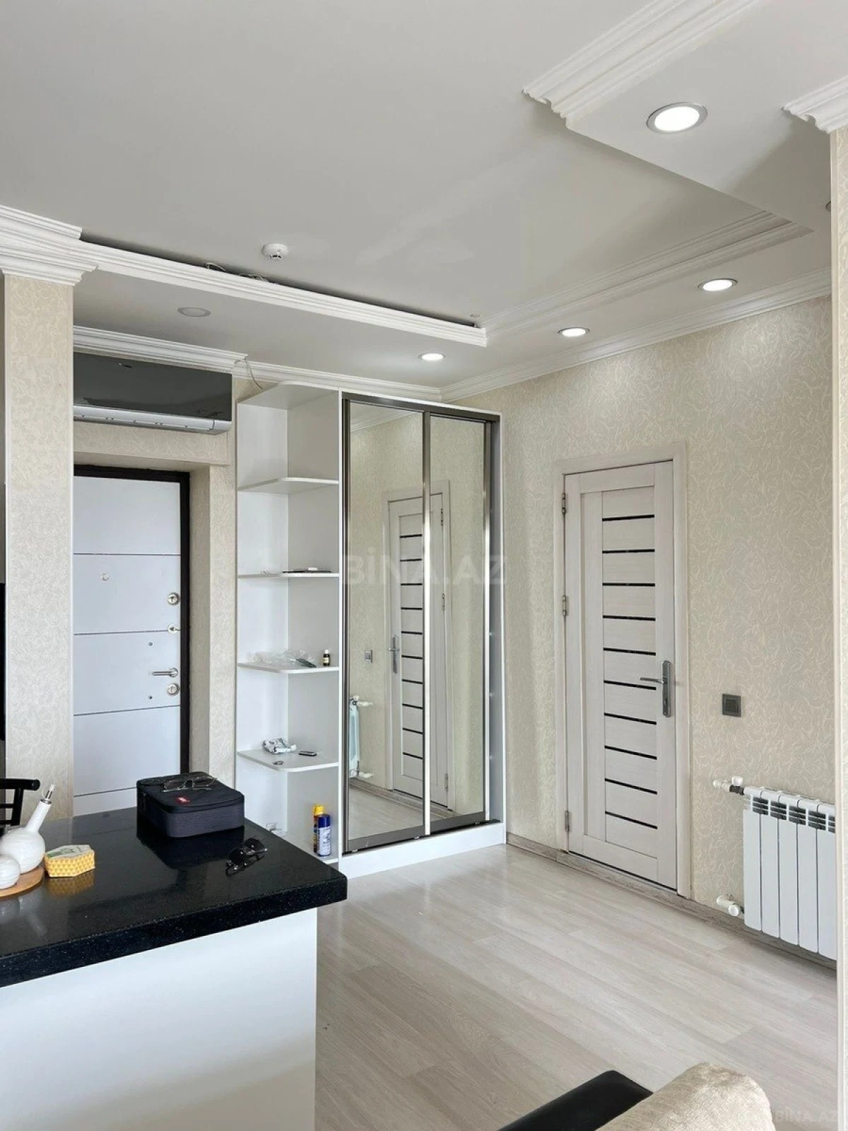 Kirayə verilir 2 otaqlı mənzil 70 m²