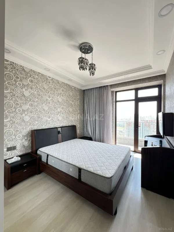 Kirayə verilir 2 otaqlı mənzil 70 m²