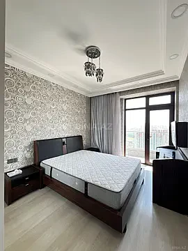 Kirayə verilir 2 otaqlı mənzil 70 m²