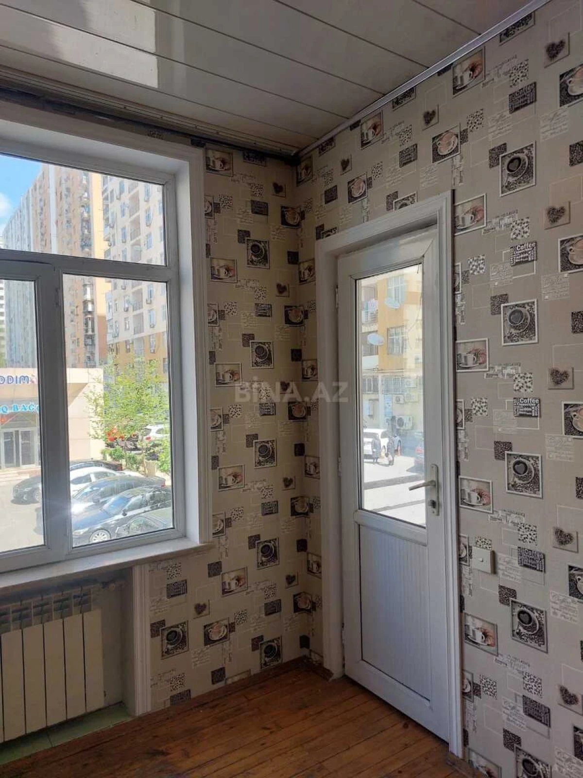 Satılır 2 otaqlı mənzil 90 m²