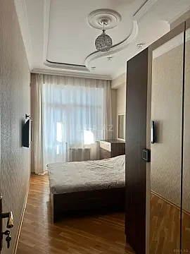 Satılır 2 otaqlı mənzil 60 m²