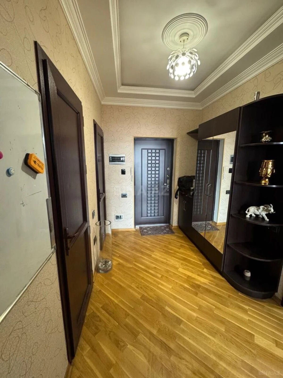 Satılır 2 otaqlı mənzil 60 m²