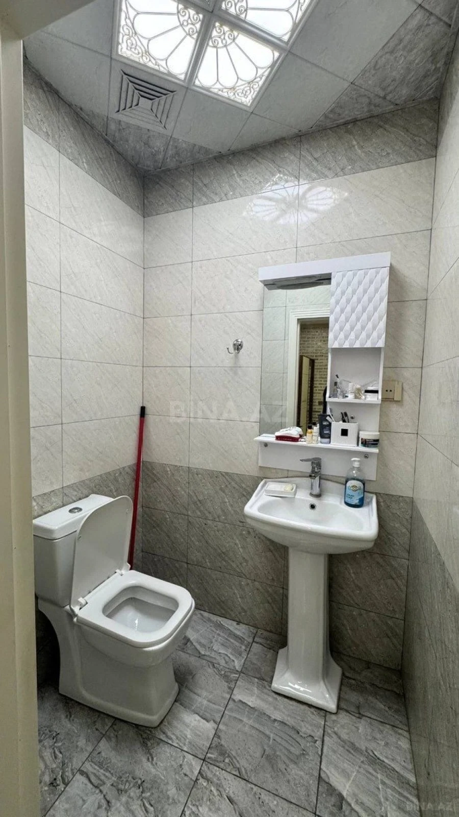 Satılır 2 otaqlı mənzil 85 m²