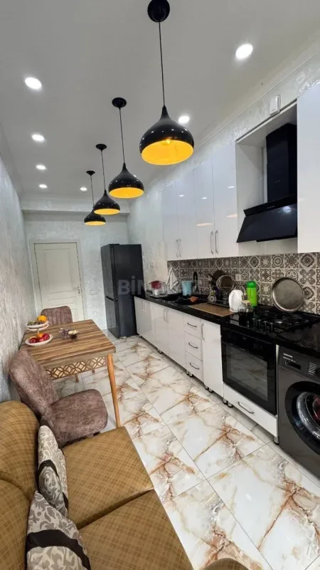 Satılır 2 otaqlı mənzil 85 m²
