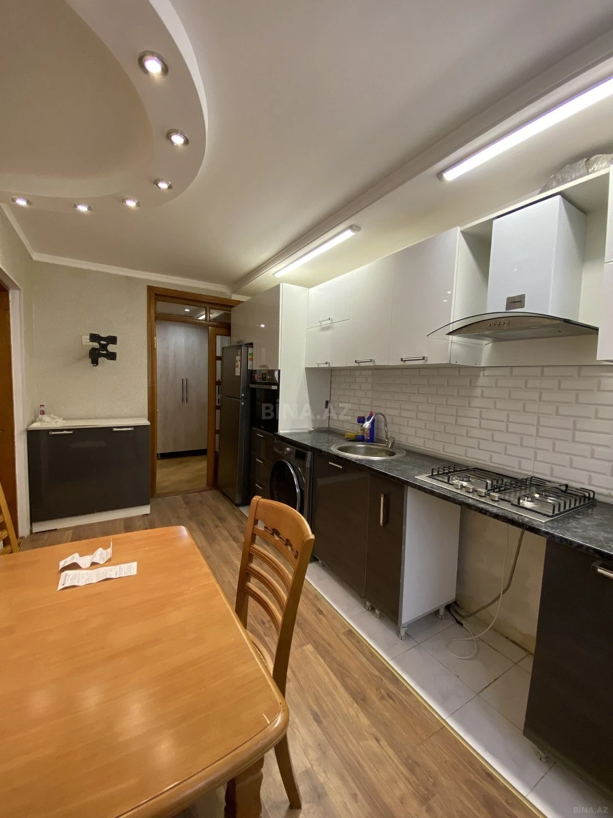 Satılır 3 otaqlı mənzil 66 m²