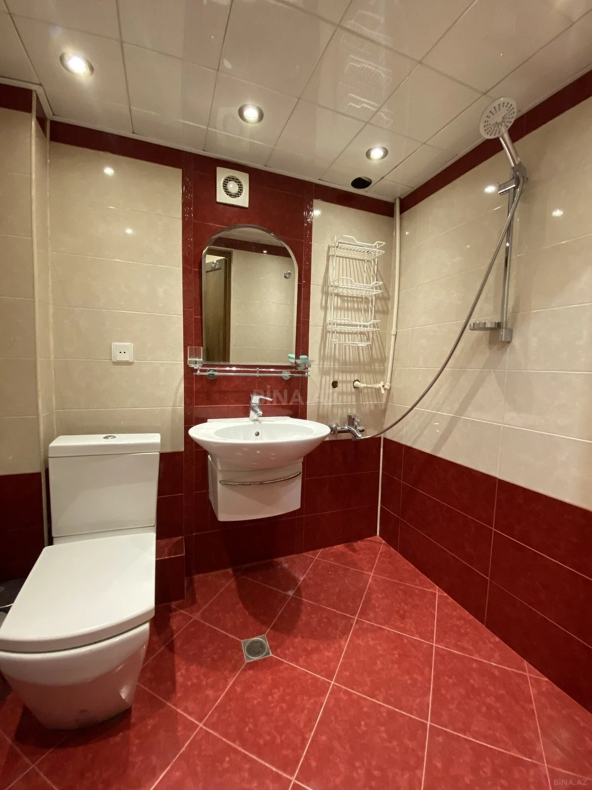 Satılır 3 otaqlı mənzil 66 m²