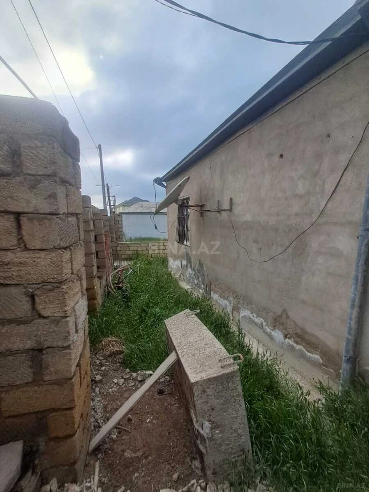 Satılır 3 otaqlı həyət evi 100 m²