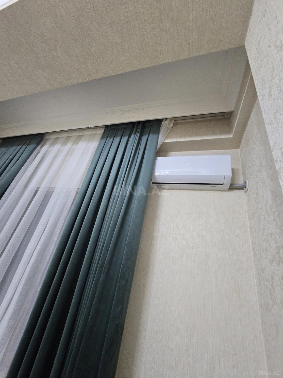 Kirayə verilir 2 otaqlı mənzil 55 m²