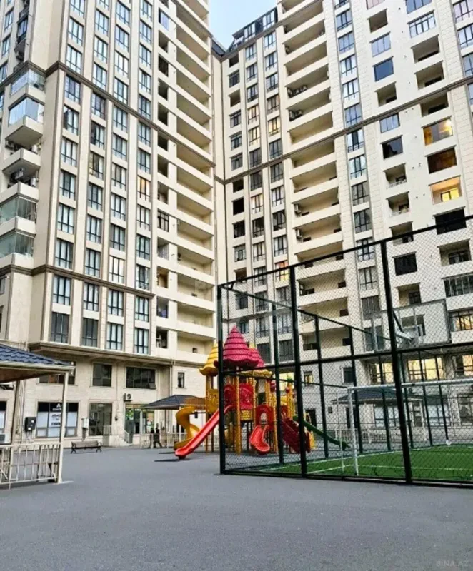 Satılır 2 otaqlı mənzil 61 m²