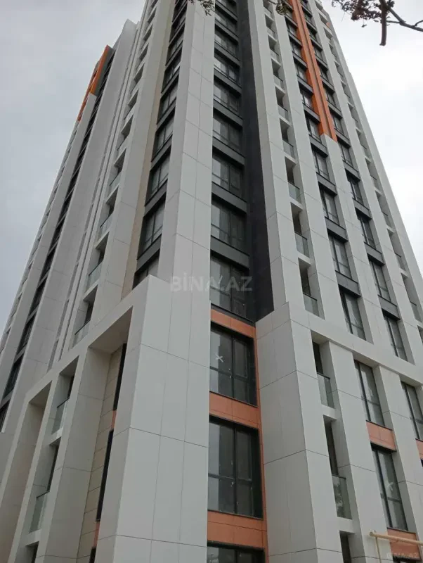 Satılır 3 otaqlı mənzil 99.7 m²