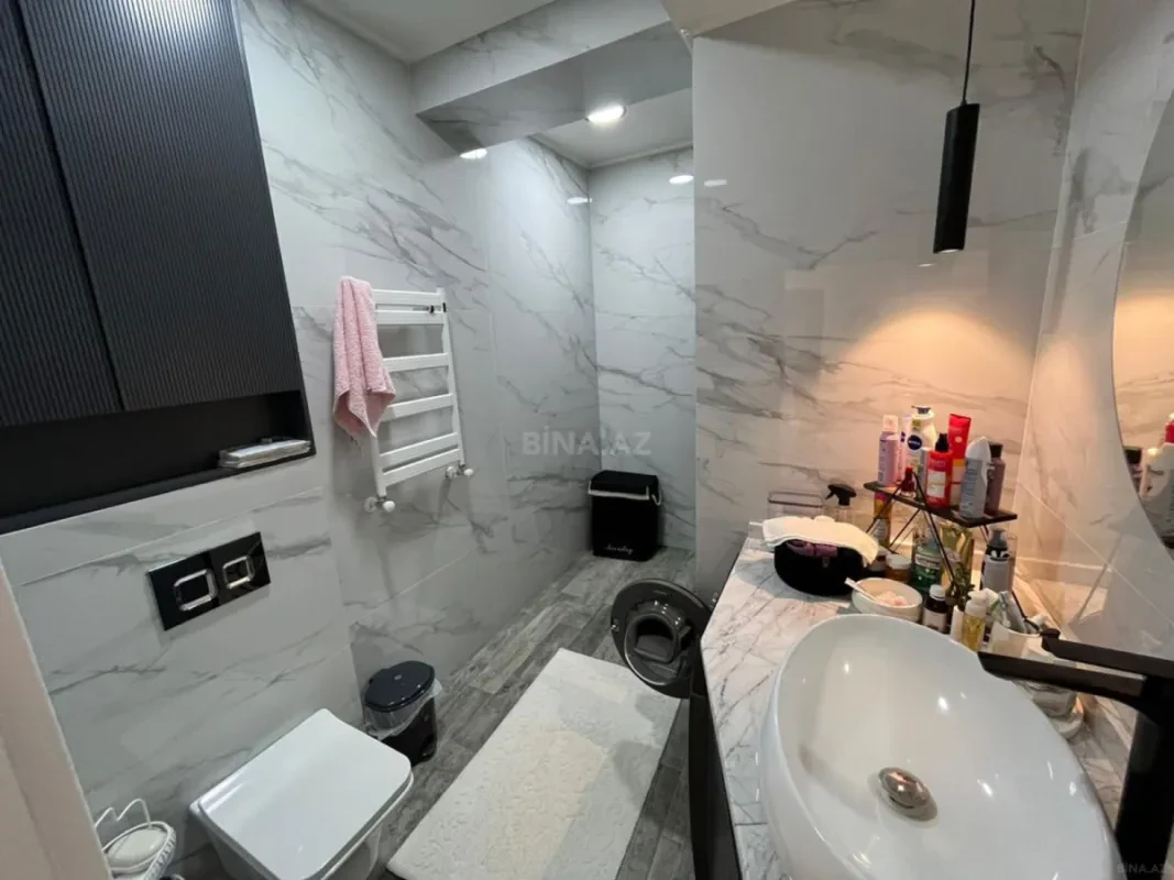 Kirayə verilir 3 otaqlı mənzil 118 m²