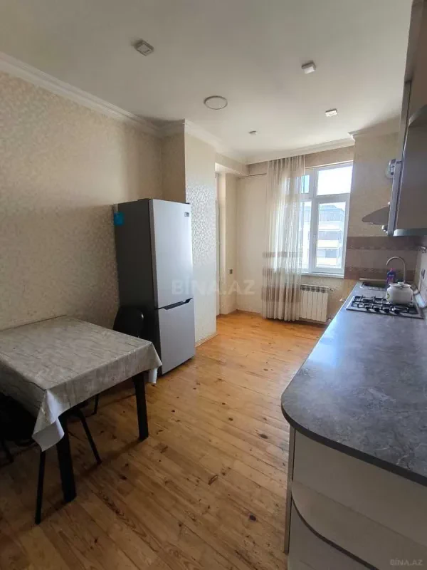 Satılır 3 otaqlı mənzil 110 m²