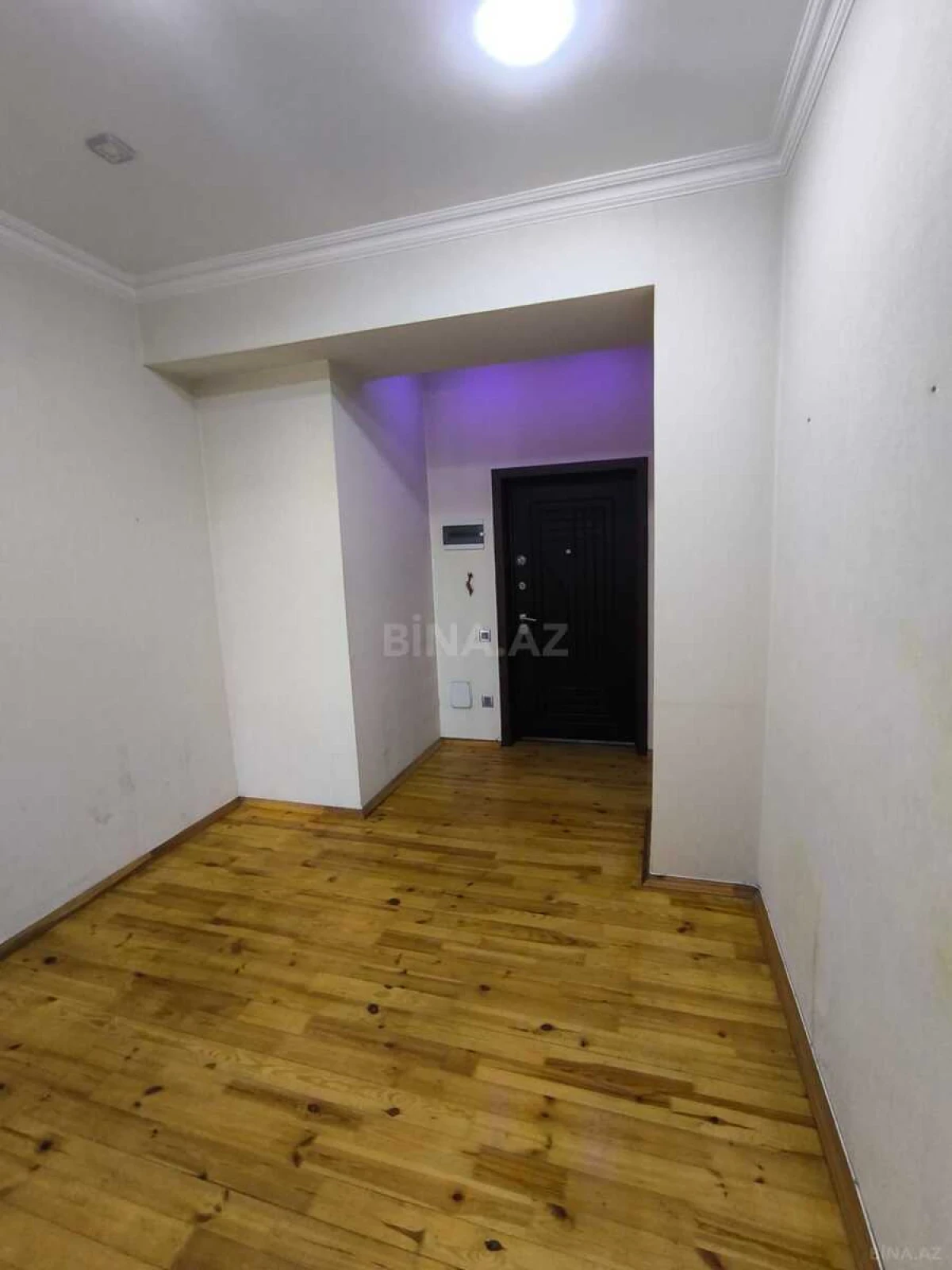 Satılır 3 otaqlı mənzil 110 m²