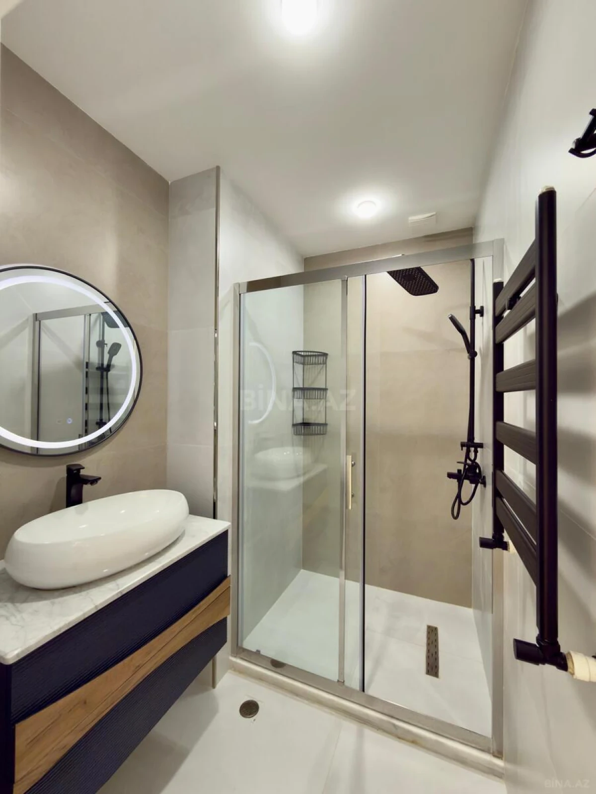 Satılır 3 otaqlı mənzil 110 m²