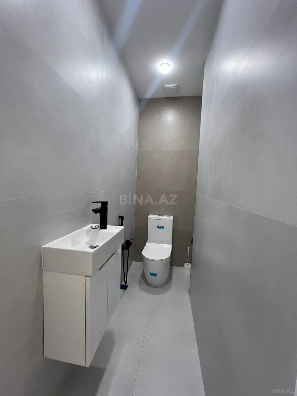 Satılır 3 otaqlı mənzil 110 m²
