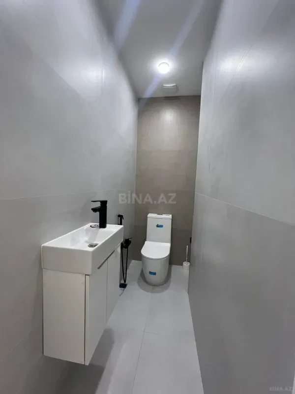 Satılır 3 otaqlı mənzil 110 m²