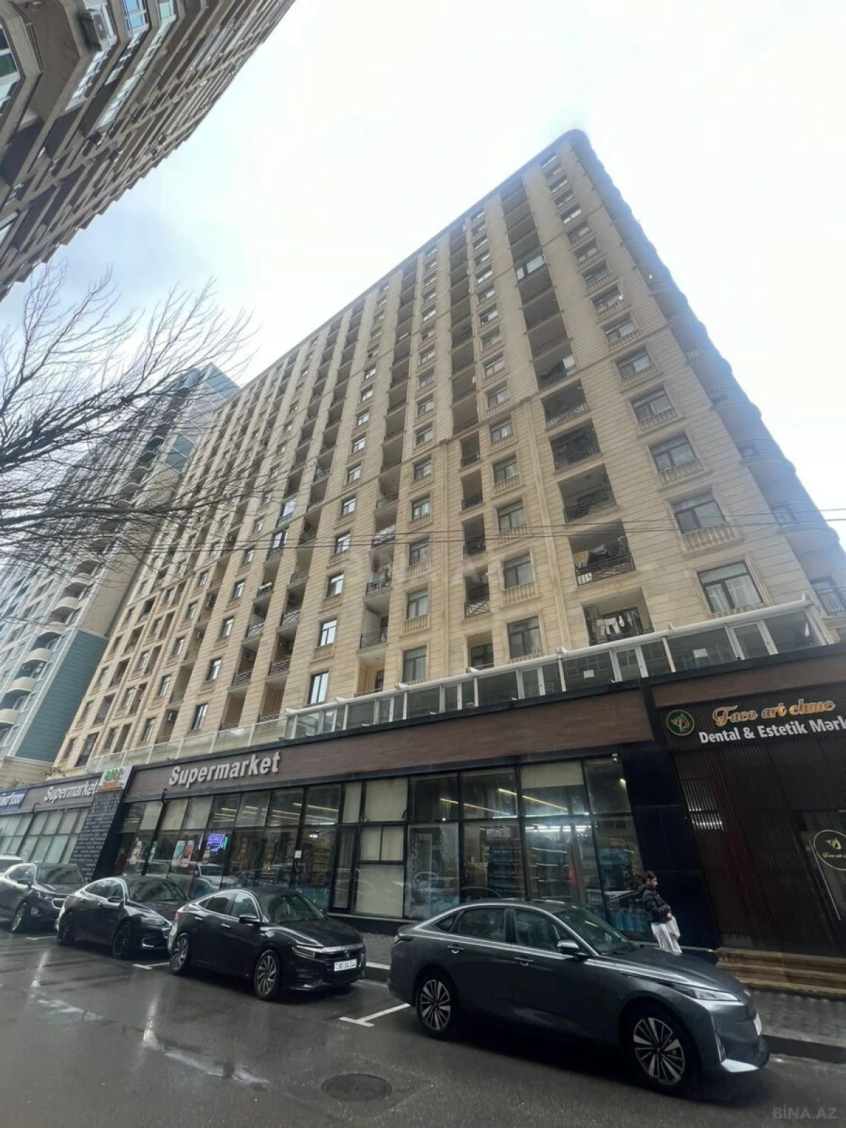Satılır 3 otaqlı mənzil 110 m²