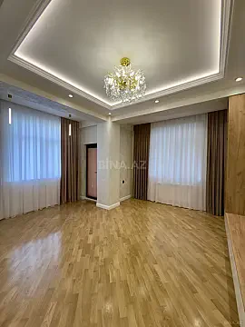 Satılır 3 otaqlı mənzil 110 m²