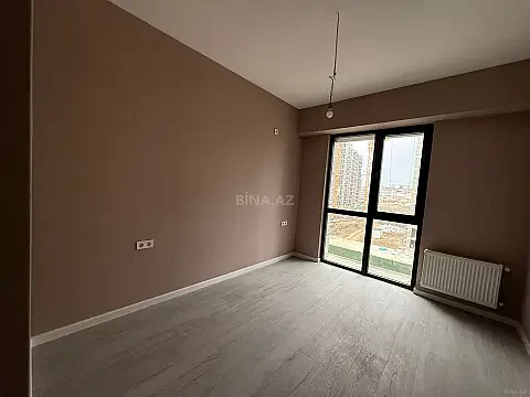 Satılır 3 otaqlı mənzil 83 m²