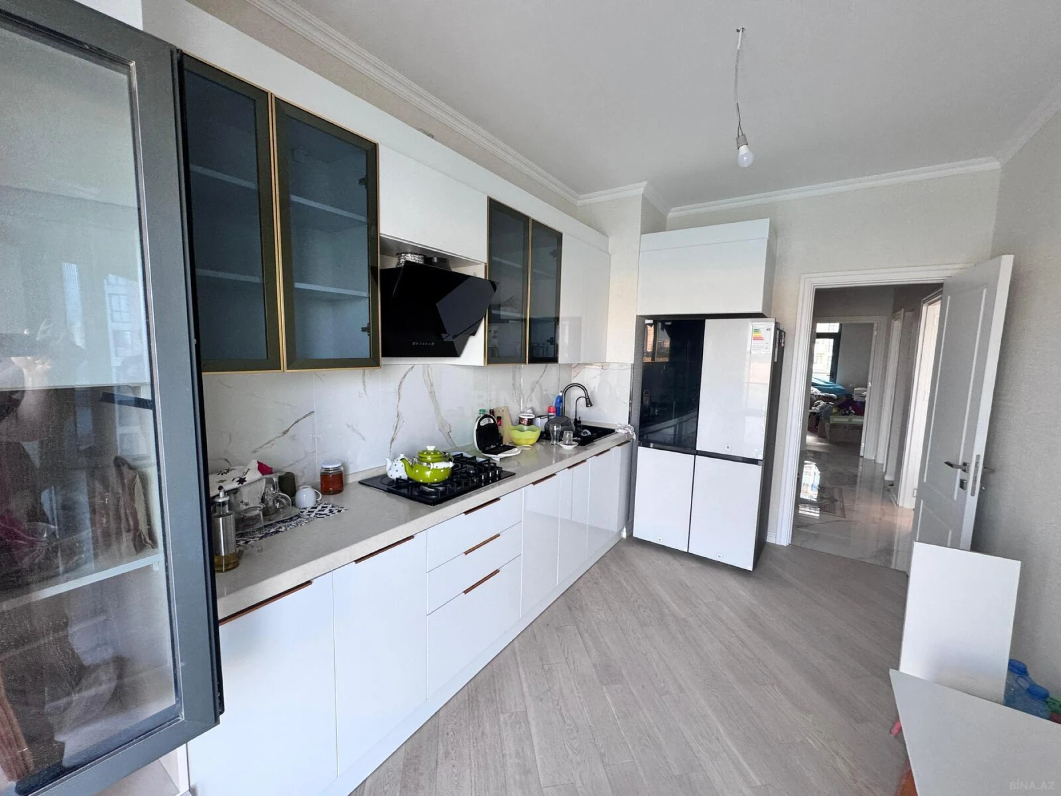 Satılır 3 otaqlı mənzil 96 m²
