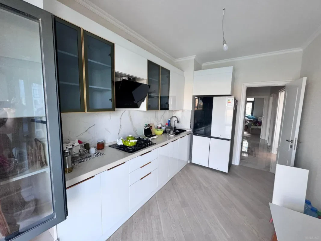 Satılır 3 otaqlı mənzil 96 m²