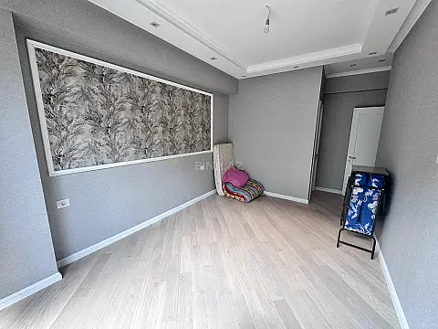 Satılır 3 otaqlı mənzil 96 m²