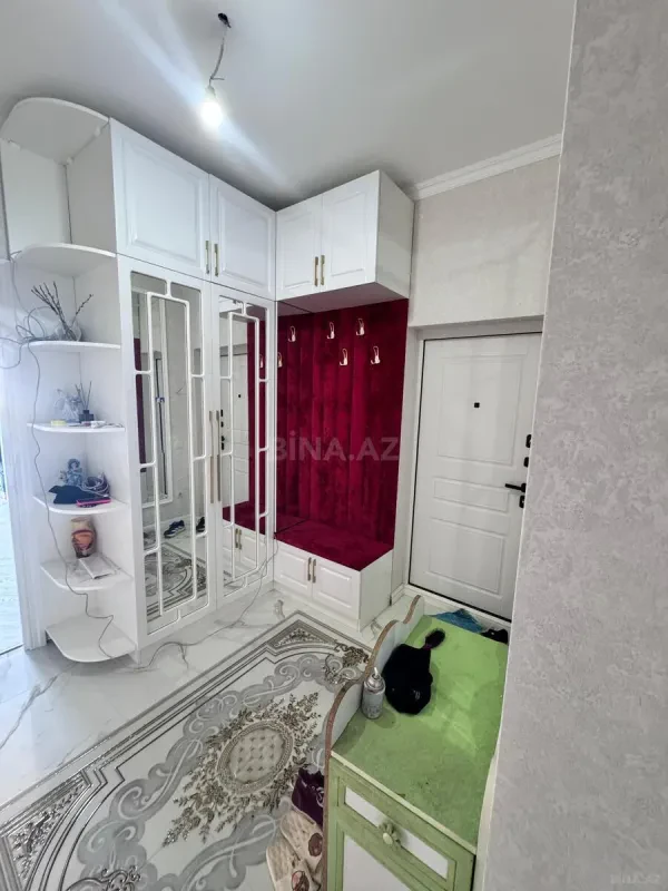 Satılır 3 otaqlı mənzil 96 m²