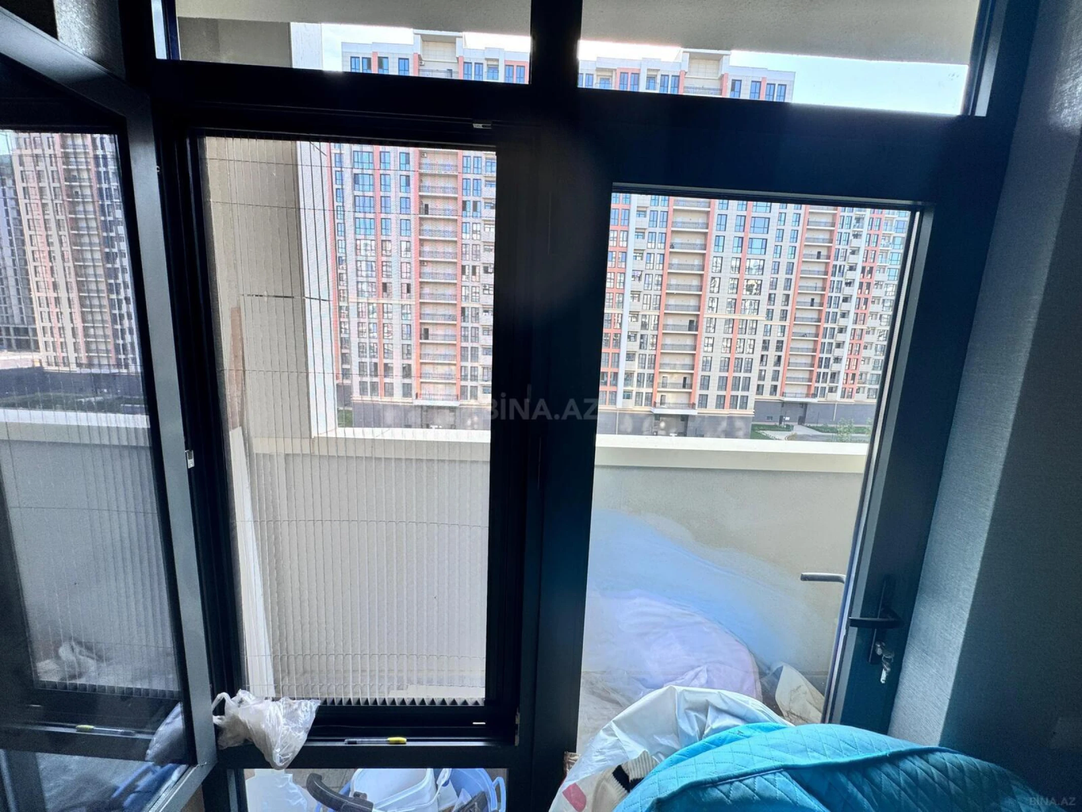 Satılır 3 otaqlı mənzil 96 m²