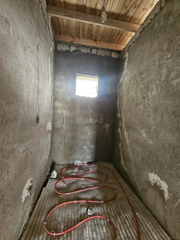 Satılır 4 otaqlı həyət evi 150 m²