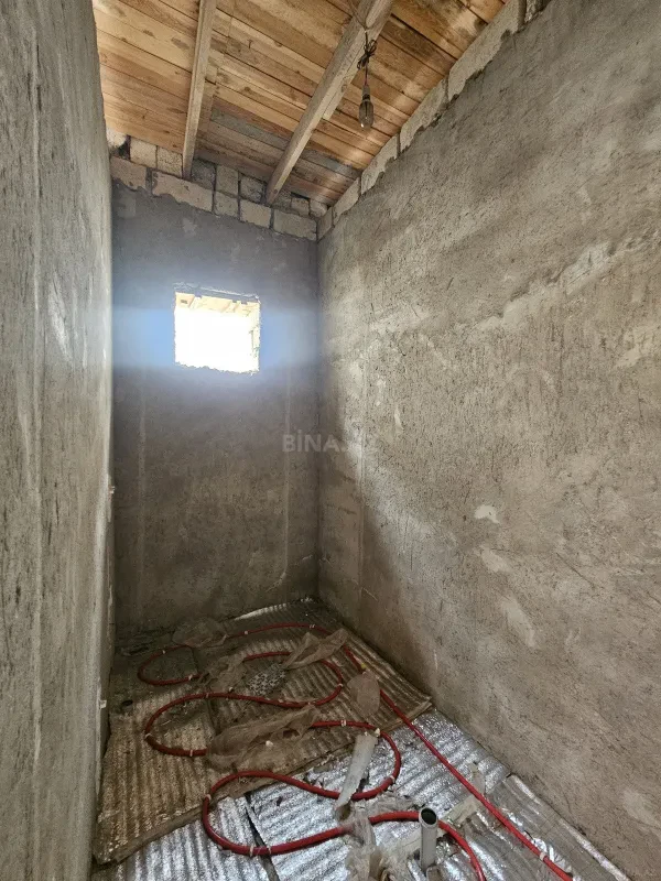 Satılır 4 otaqlı həyət evi 150 m²