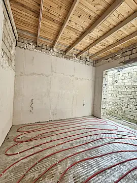 Satılır 4 otaqlı həyət evi 150 m²