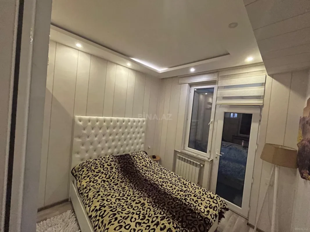 Satılır 3 otaqlı mənzil 56 m²