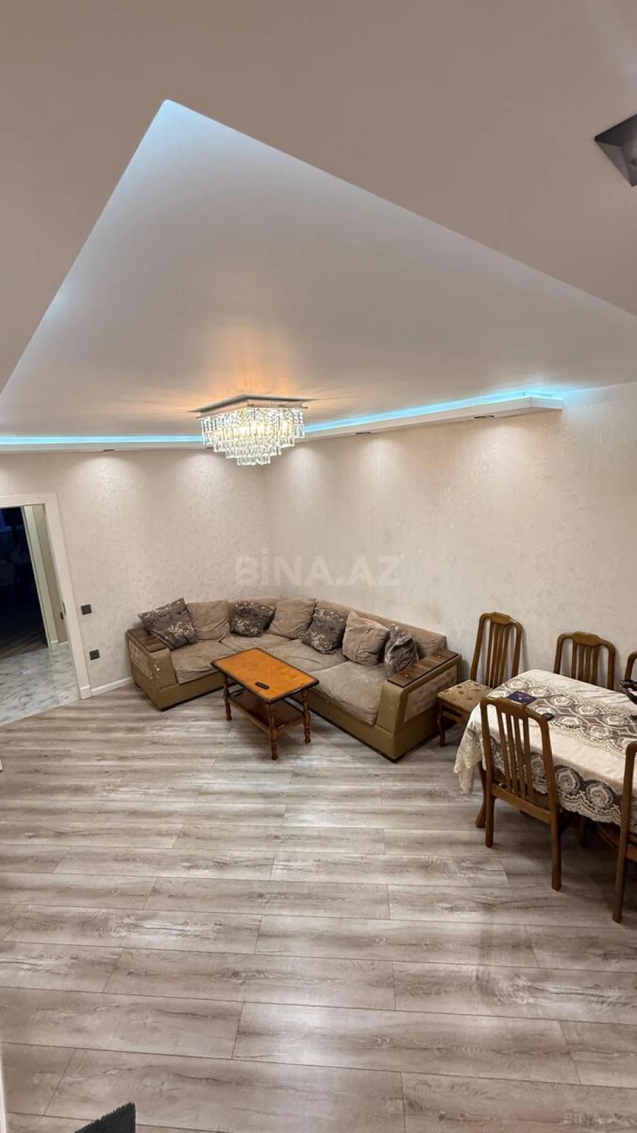 Satılır 3 otaqlı mənzil 88 m²